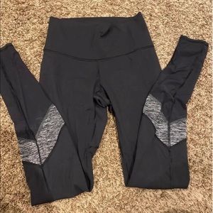 Lululemon black leggings size 6